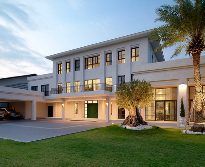 PAKKRED HOUSE